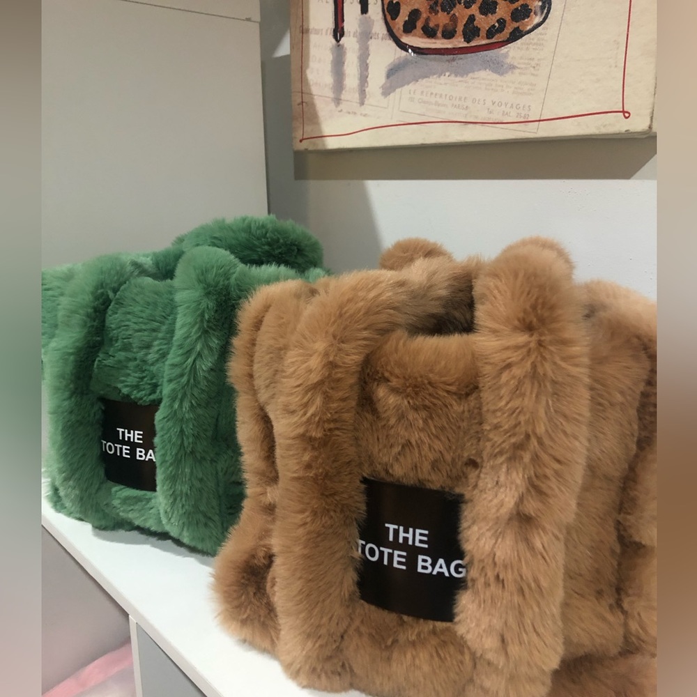 Green Furry Tote Bag ❤️